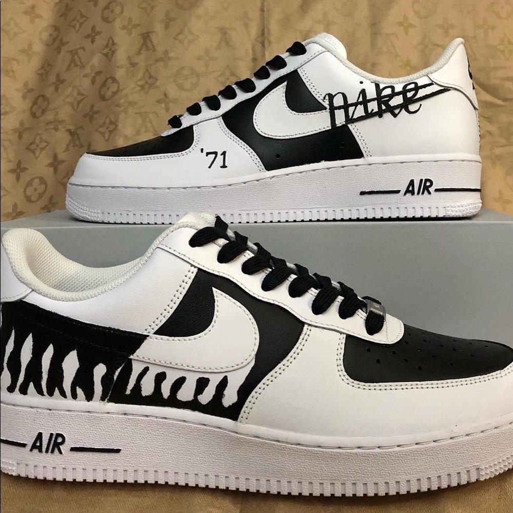 Air Forces 1 '07 customized (black,white) size 10